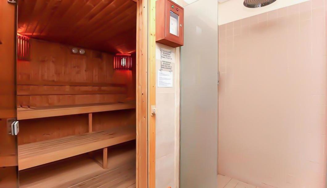 Luxury Spa Resort Marbella 2 Bedroom Sauna Gym Pools Jacuzzi Exteriör bild