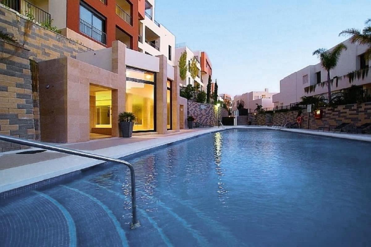 Luxury Spa Resort Marbella 2 Bedroom Sauna Gym Pools Jacuzzi Exteriör bild