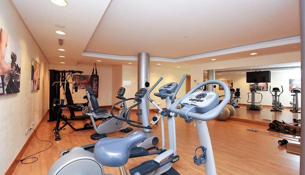 Luxury Spa Resort Marbella 2 Bedroom Sauna Gym Pools Jacuzzi Exteriör bild